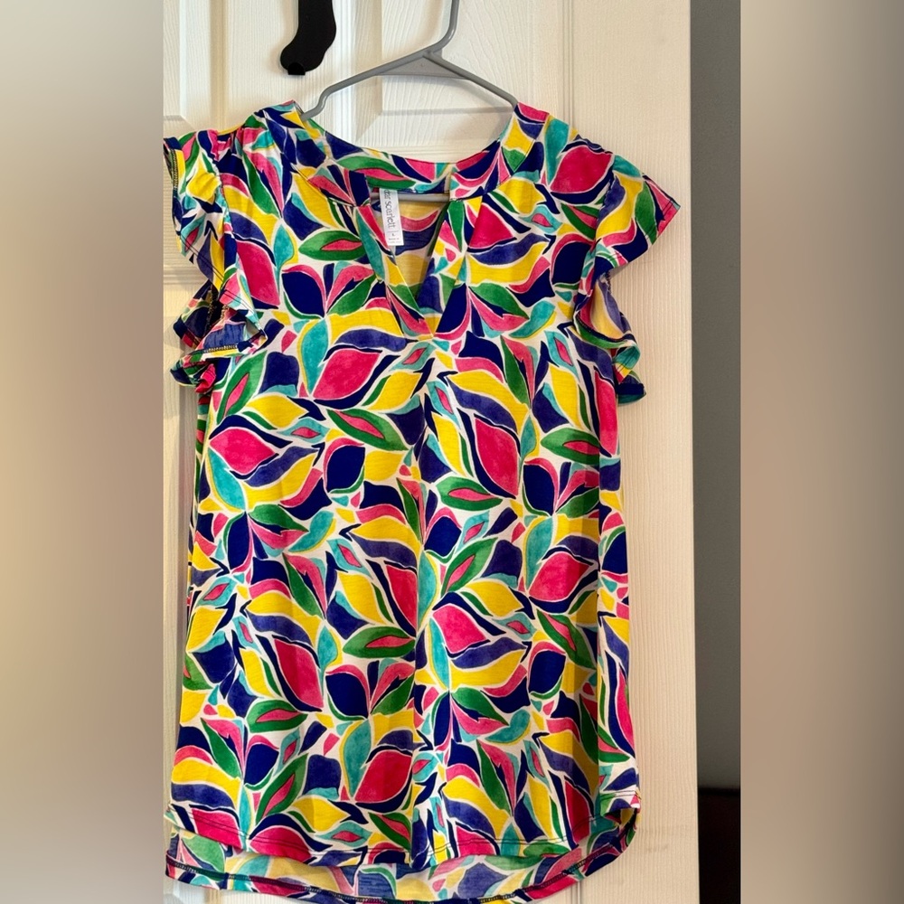 Dear Scarlett Multicolor Flutter Sleeve Top